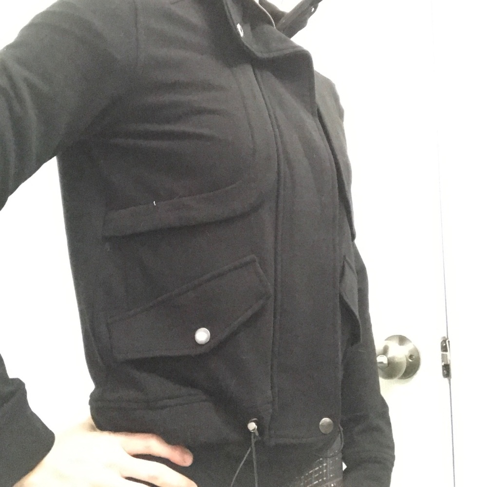 Jacket - Picture 4 of 8